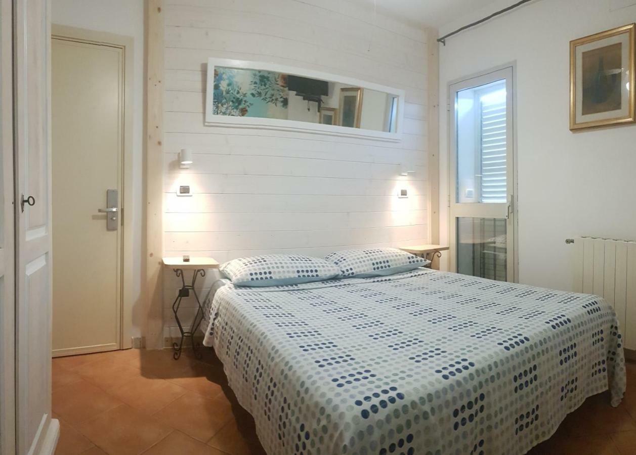 B&B Casa Derosas Golfo Aranci Zewnętrze zdjęcie