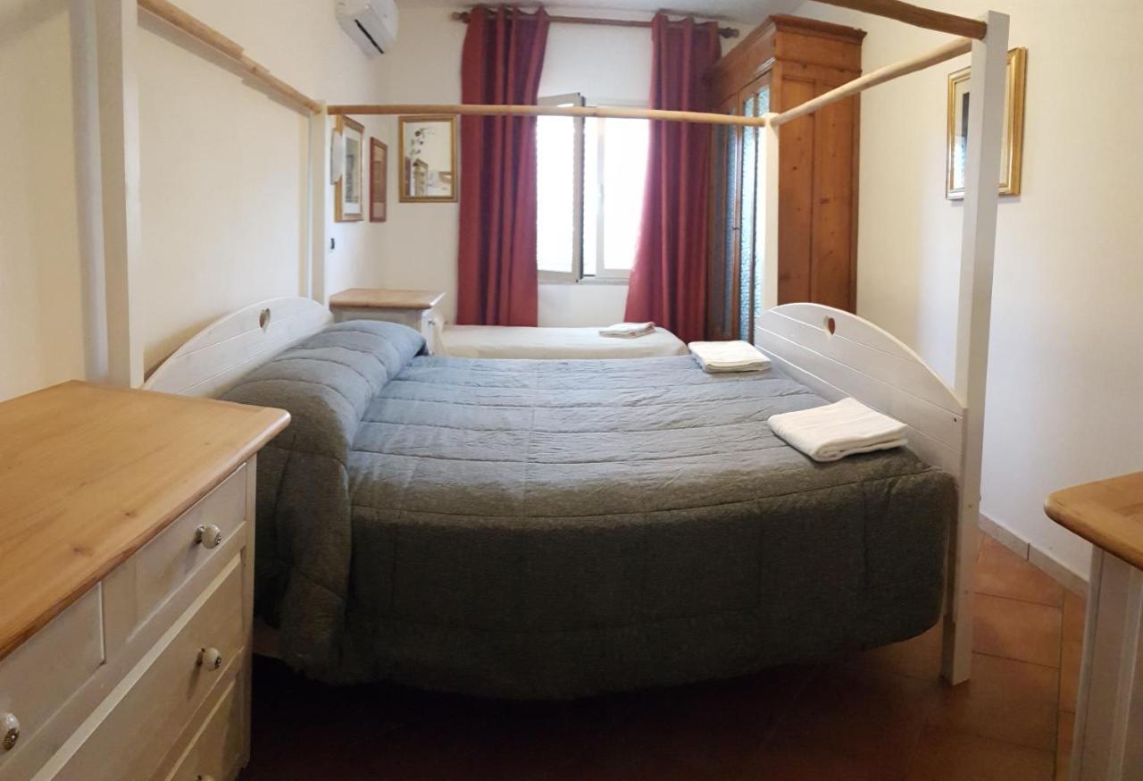 B&B Casa Derosas Golfo Aranci Zewnętrze zdjęcie